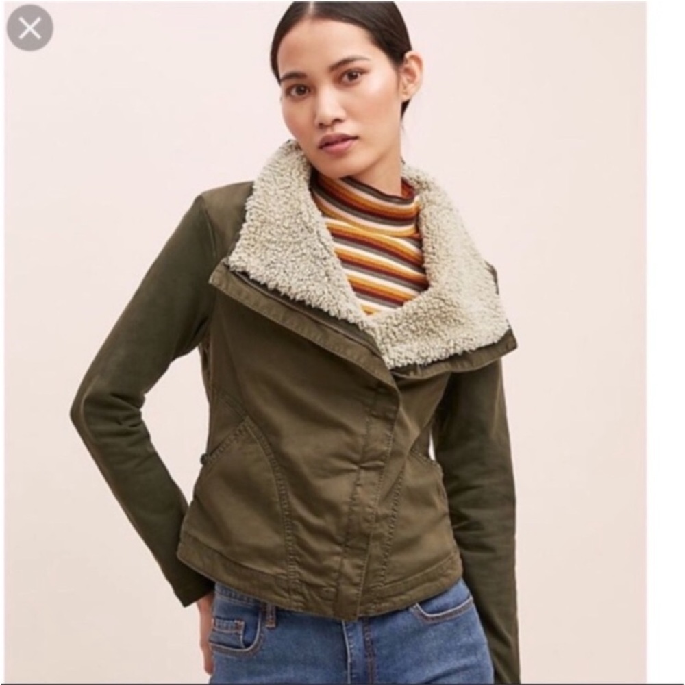 Anthropologie sherpa jacket, very comfy and cute on! Size small